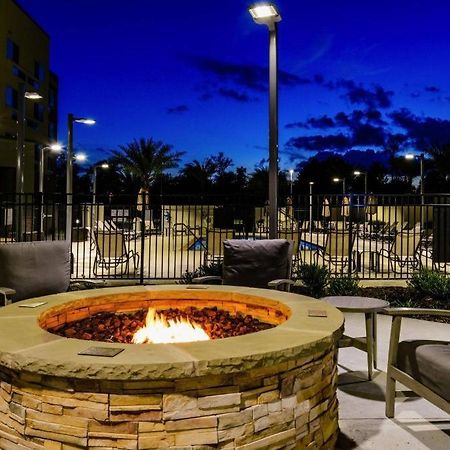 Courtyard Lake Charles Esterno foto