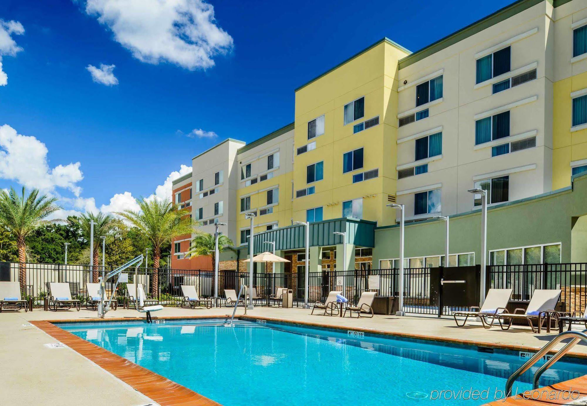 Courtyard Lake Charles Esterno foto