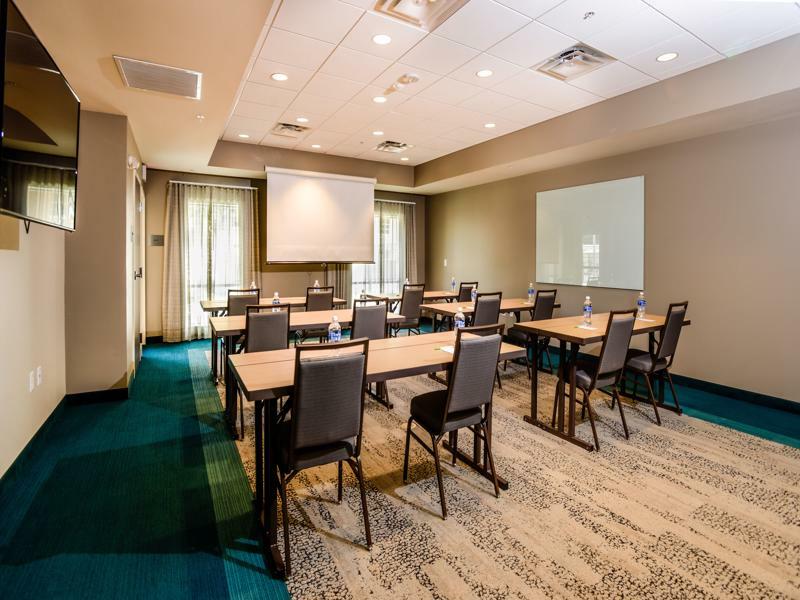 Courtyard Lake Charles Esterno foto